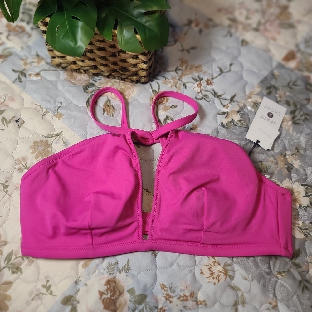 Shade & Shore halter style swim top